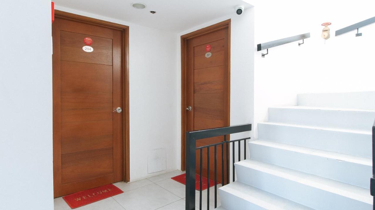 Hotel RedDoorz @ DBuilders Bangkal Makati Manila Zewnętrze zdjęcie